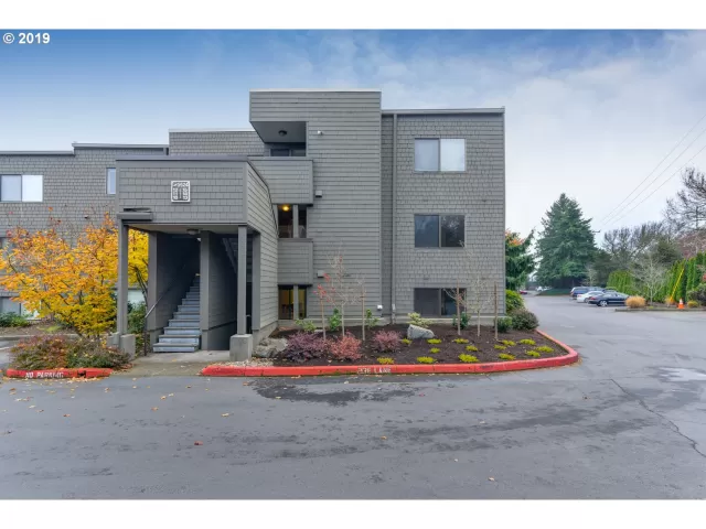 MLS: 19346193 Condo For Sale