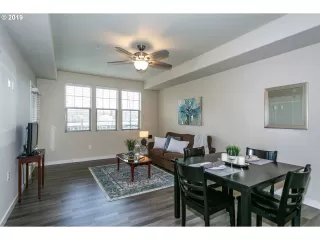 Photo #3: 19358542 Listing