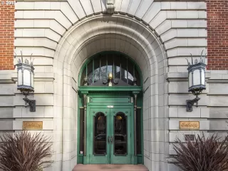 Photo #4: 19360106 Listing