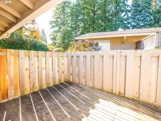 Photo #6: 19367645 Listing