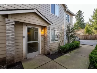 Photo #4: 19377215 Listing