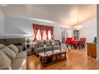 Photo #5: 19377215 Listing