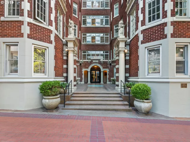 MLS: 19379394 Condo For Sale