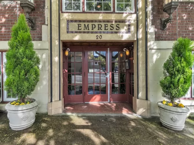 MLS: 193804697 Condo For Sale