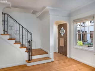 Photo #4: 19393287 Listing