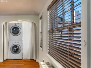 Photo #6: 19393287 Listing