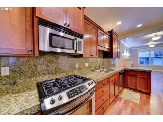 Photo #2: 19403849 Listing