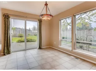 Photo #1: 19411919 Listing