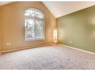 Photo #3: 19411919 Listing