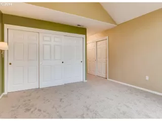 Photo #6: 19411919 Listing