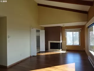 Photo #1: 19414096 Listing