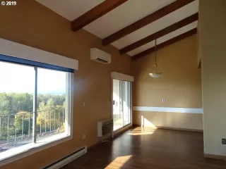 Photo #3: 19414096 Listing