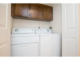 Photo #4: 19415370 Listing