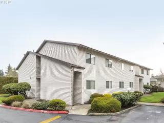 More Details about MLS # 19416006 : 12504 SE STARK ST F