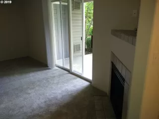 Photo #3: 19421875 Listing