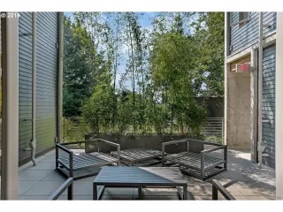 Photo #2: 19426238 Listing 