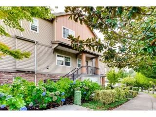 Photo #2: 19427339 Listing