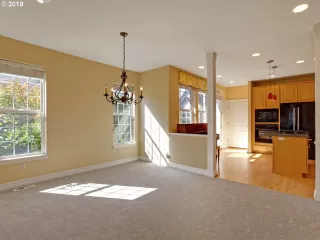 Photo #4: 19428487 Listing