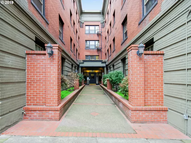 MLS: 19433992 Condo For Sale