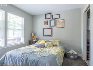 Photo #3: 19439583 Listing