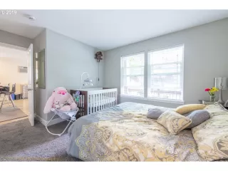 Photo #5: 19439583 Listing