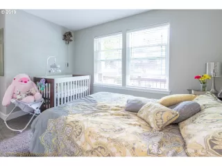 Photo #6: 19439583 Listing