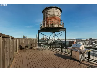 Photo #3: 19441446 Listing