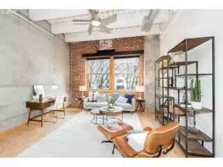 Photo #5: 19441446 Listing