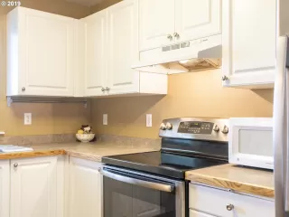 Photo #6: 19442214 Listing 