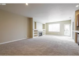 Photo #5: 19442663 Listing