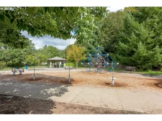 Photo #6: 19444413 Listing 