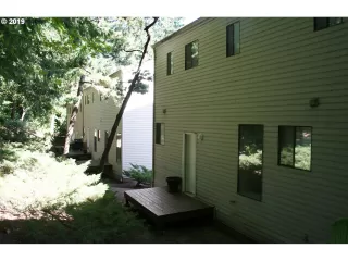 Photo #1: 19445197 Listing 