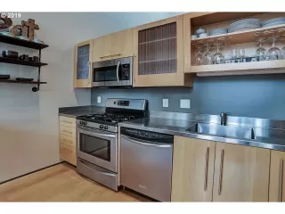 Photo #4: 19449932 Listing 