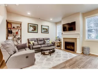 Photo #6: 19450987 Listing 