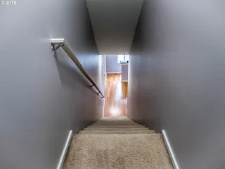 Photo #6: 19465623 Listing 