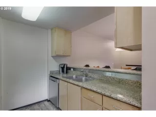 Photo #1: 19467075 Listing 