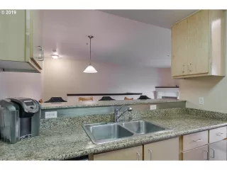 Photo #3: 19467075 Listing 