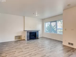 Photo #3: 19467505 Listing 