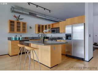 Photo #5: 19470663 Listing 