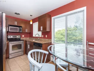 Photo #5: 19472428 Listing 