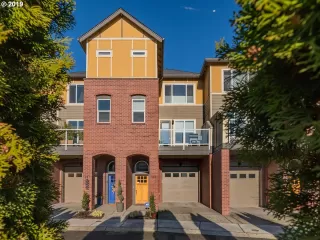 Photo #1: 19474606 Listing