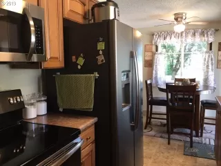 Photo #5: 19478239 Listing