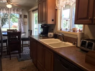 Photo #6: 19478239 Listing