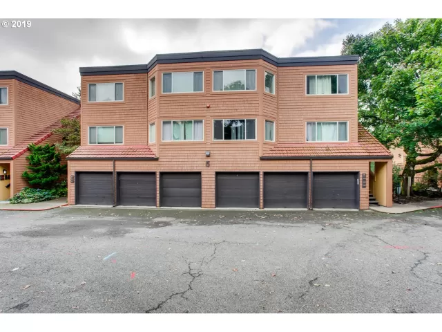 MLS: 19481273 Condo For Sale