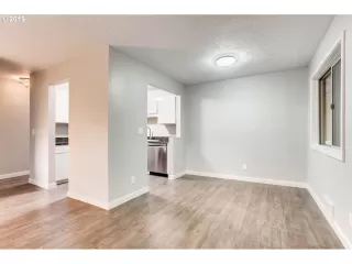 Photo #3: 19481273 Listing