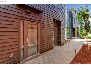 Photo #1: 19481902 Listing