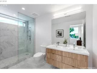 Photo #3: 19481902 Listing