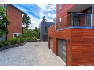 Photo #6: 19481902 Listing