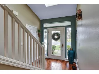 Photo #2: 19484079 Listing