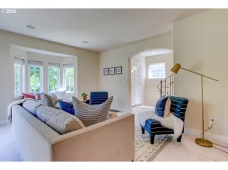 Photo #6: 19494260 Listing 